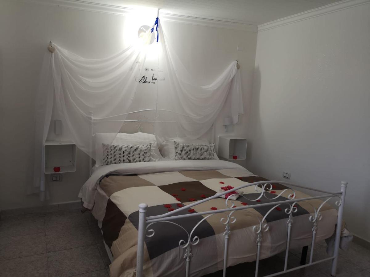 Villa Mina Con Vasca Idromassaggio Taranto Eksteriør bilde