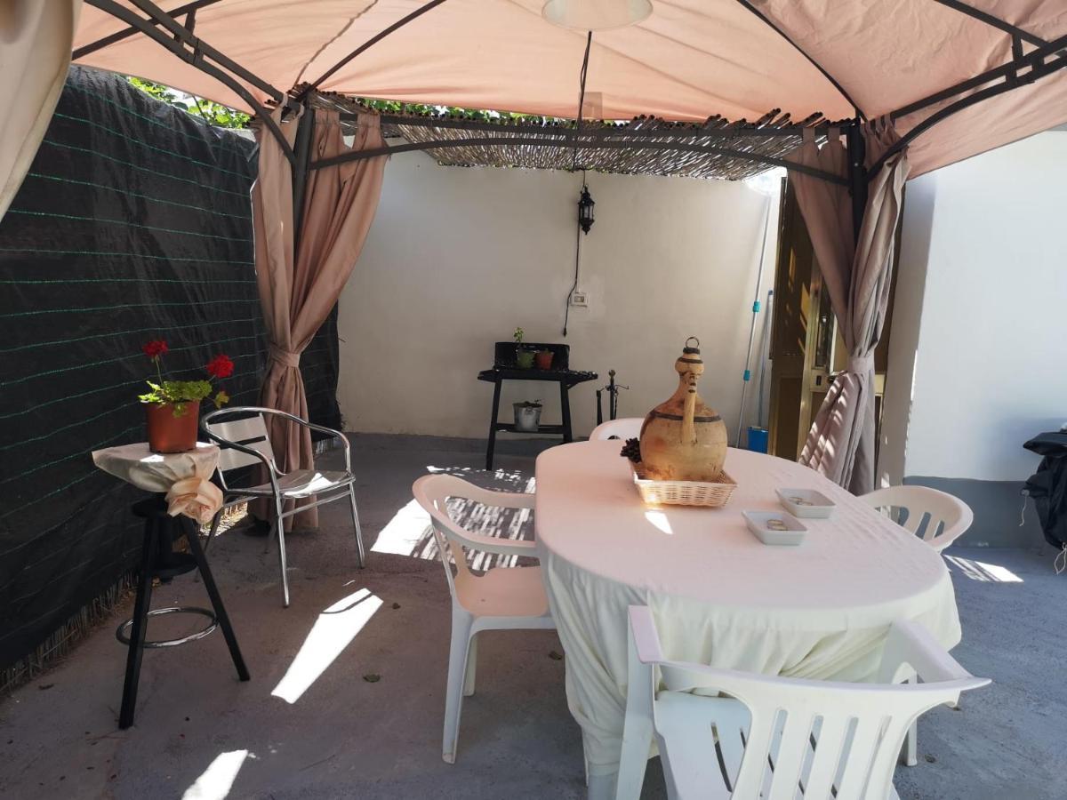 Villa Mina Con Vasca Idromassaggio Taranto Eksteriør bilde
